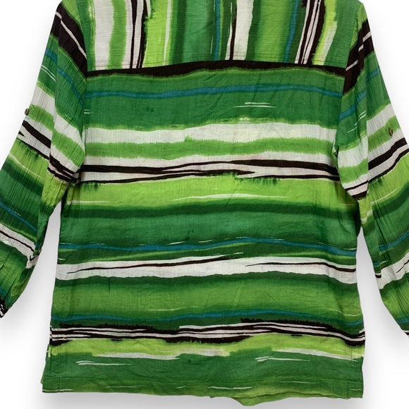 JONES NEW YORK Abstract Green & White Striped button down - Picture 4 of 7